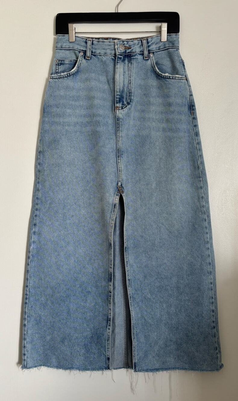 Light Wash Pilcro Anthropologie High Waisted Denim Midi-Maxi Skirt 6